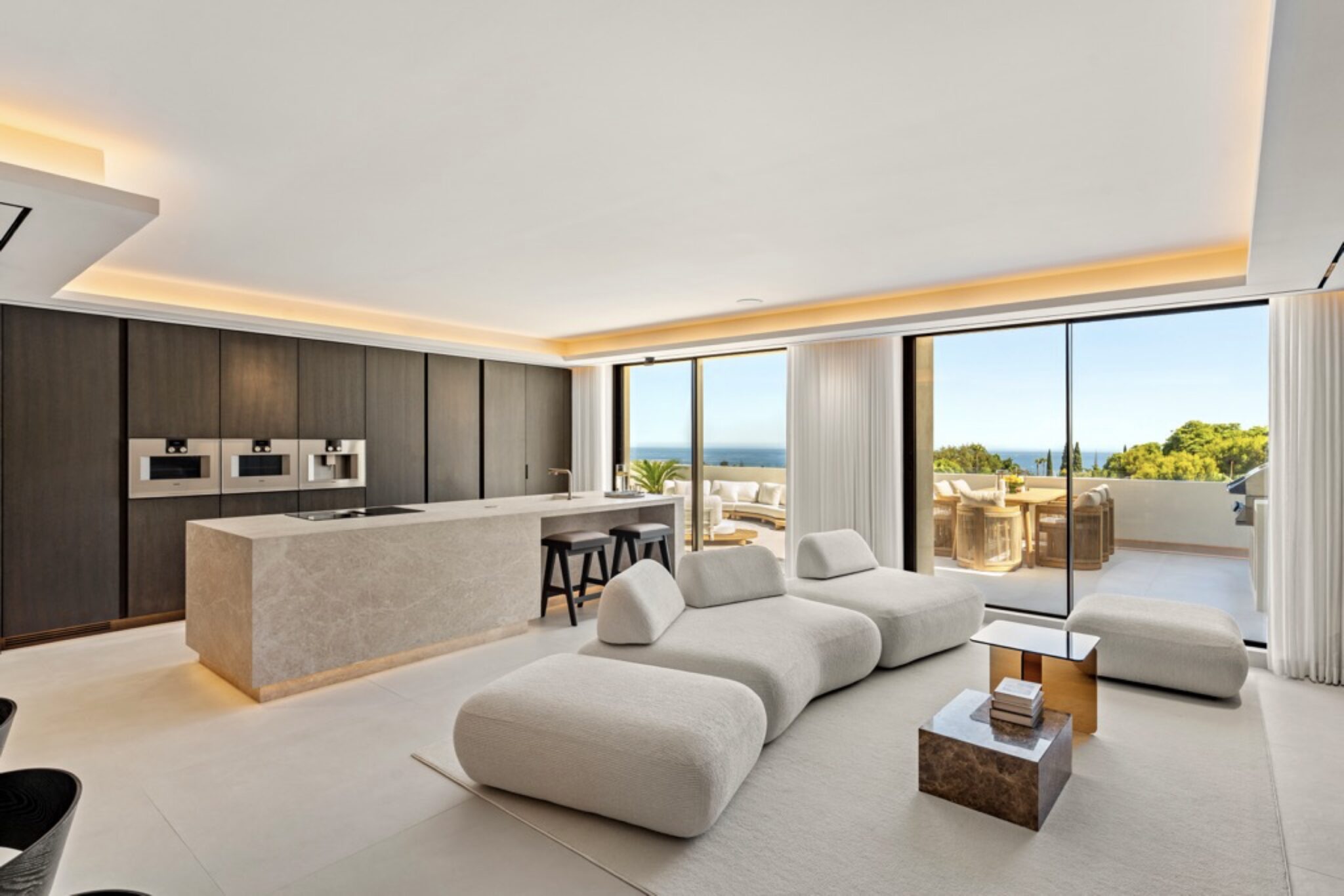 ApartmentAlbaResidence01