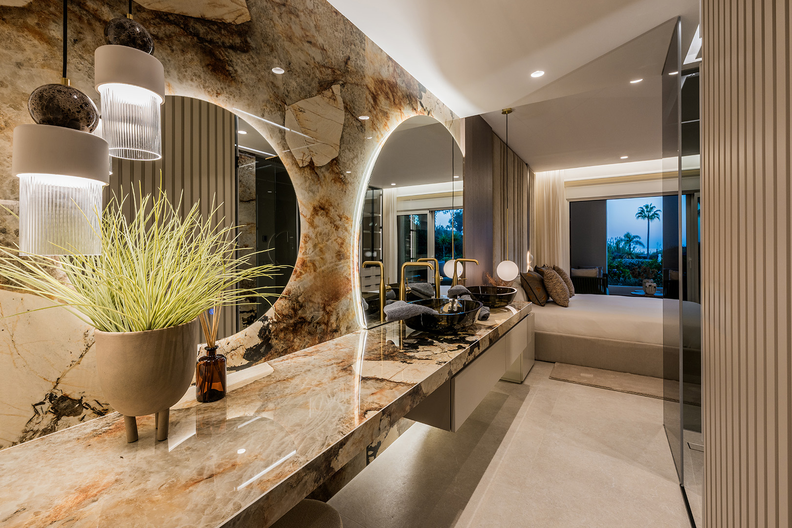 Bahia del Velerin 3-1 - 34 Master bathroom evening