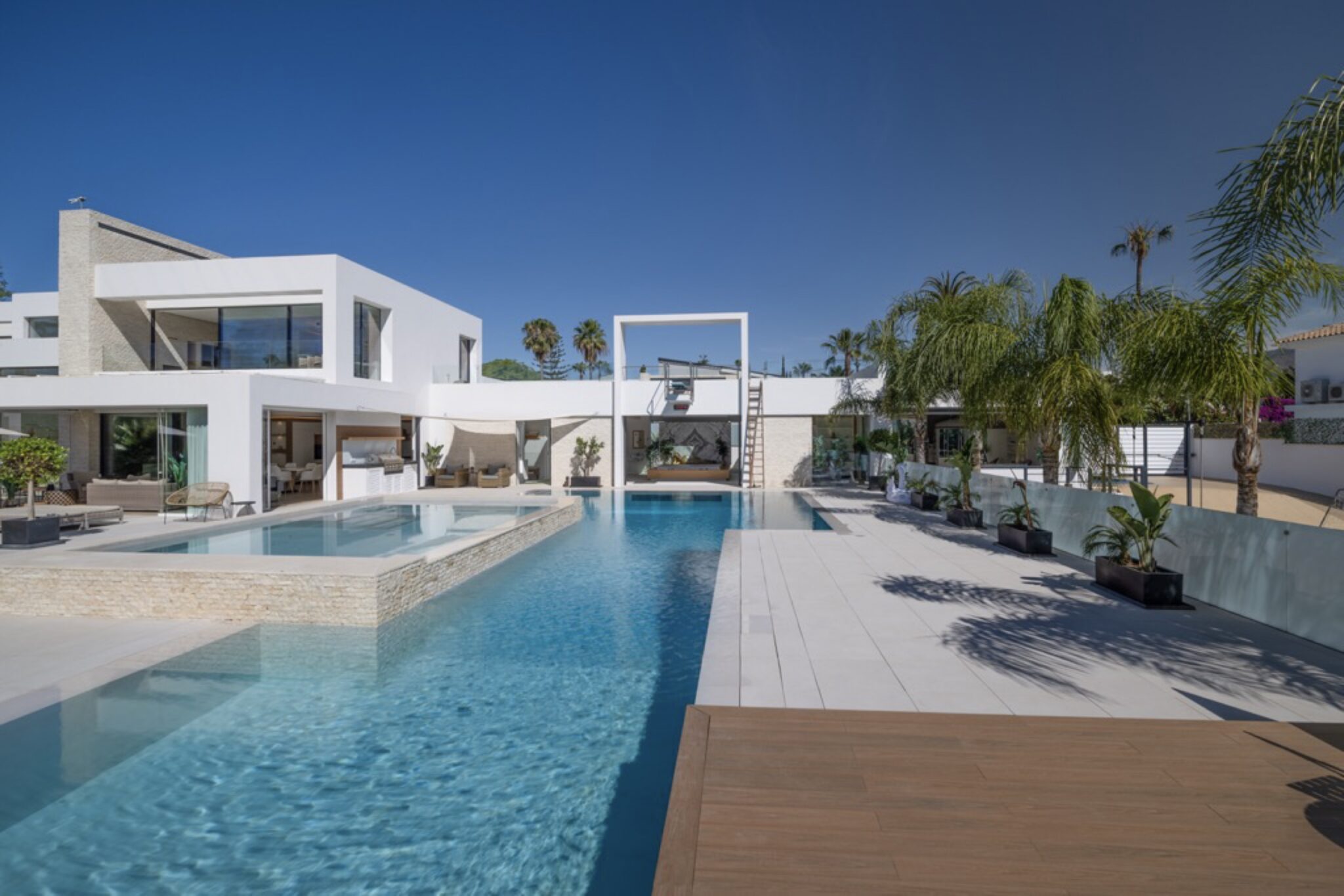 La Casa Blanca 1