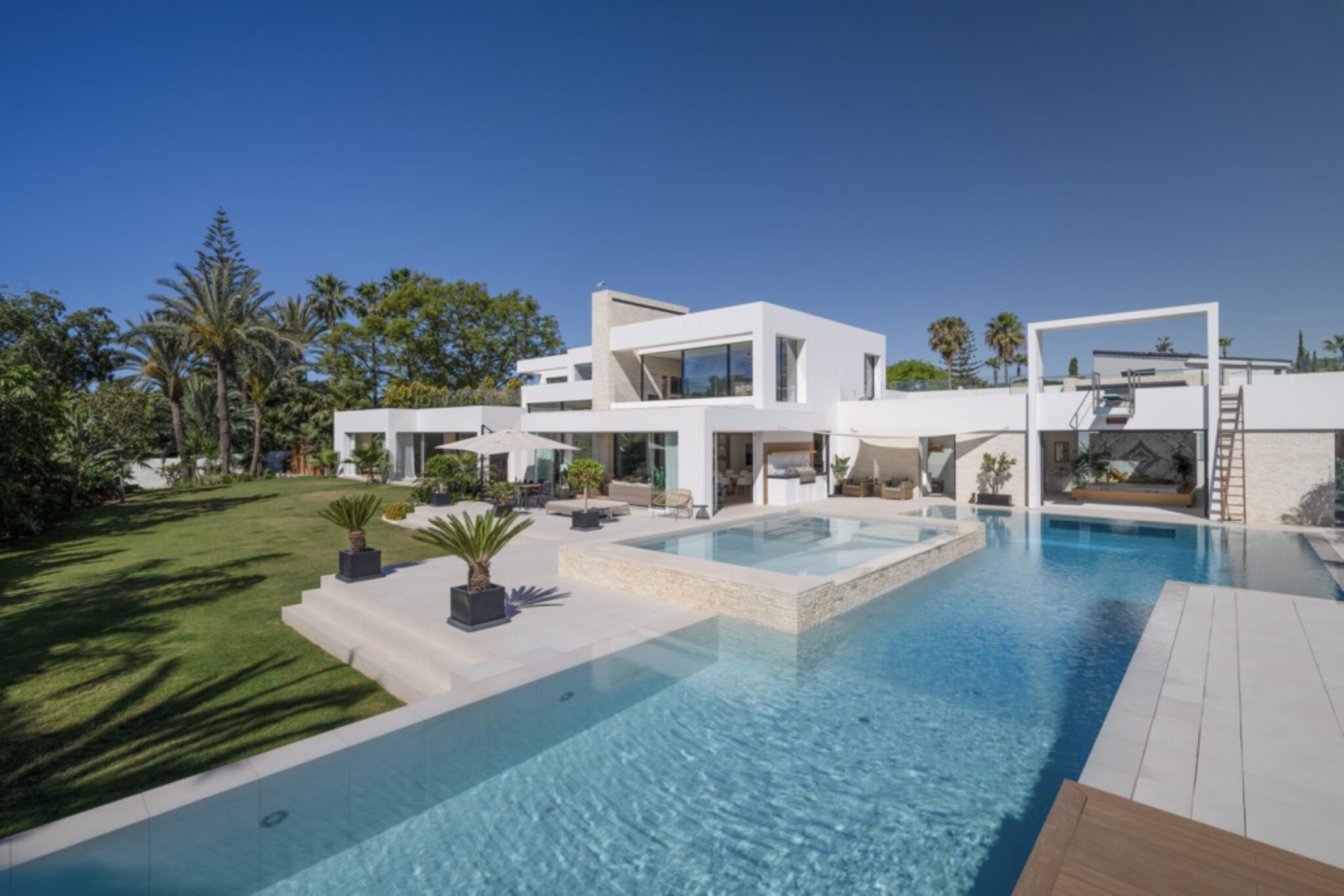 La Casa Blanca 40