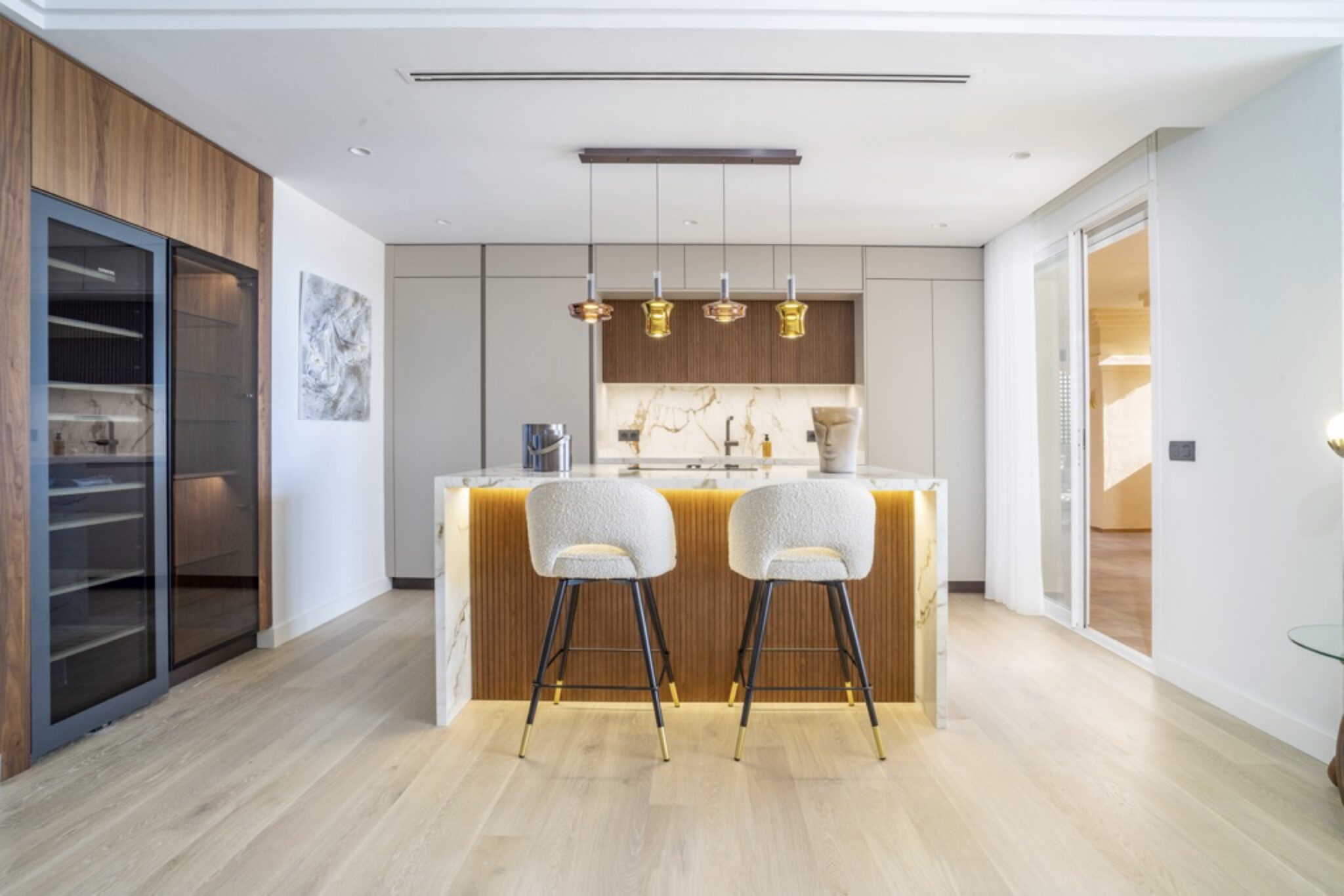 Penthouse Albatros 27