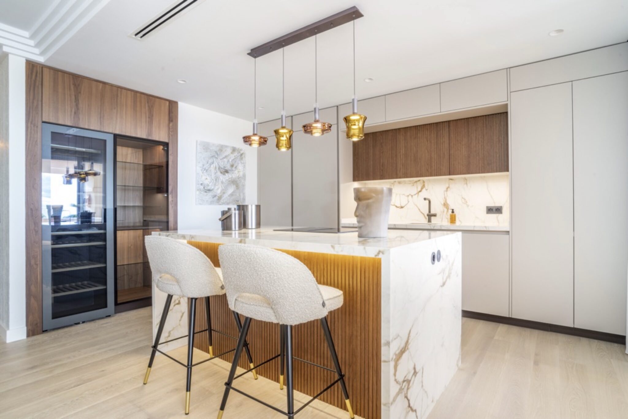 Penthouse Albatros 44