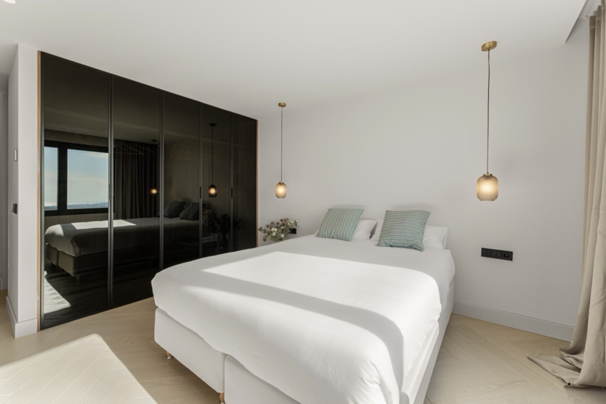 Penthouse Halcon 2-20