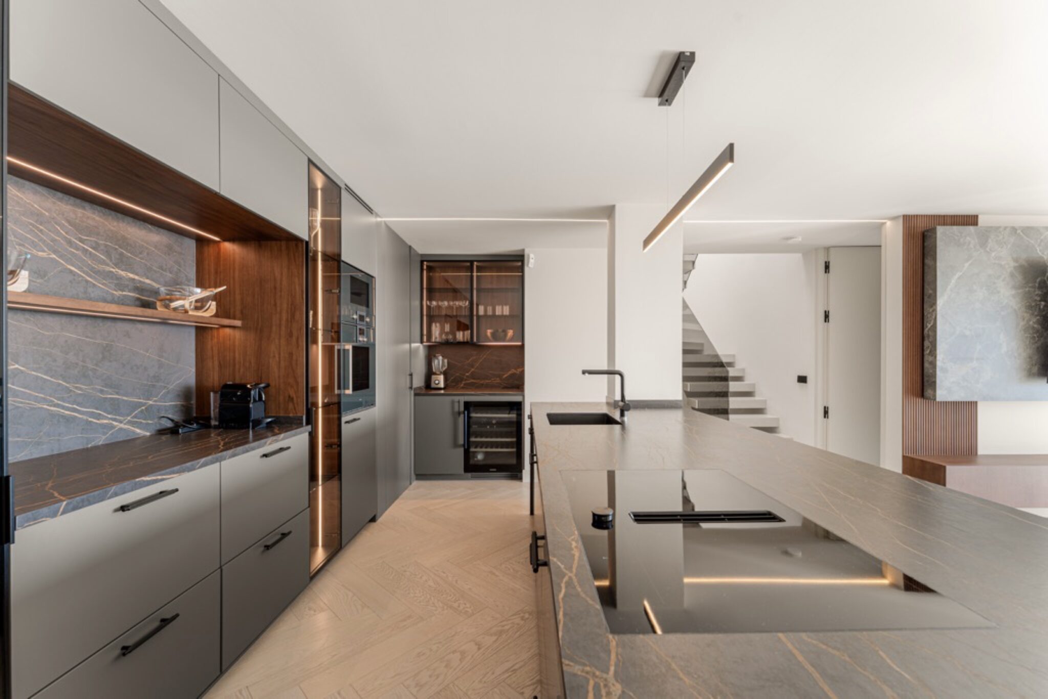 Penthouse Halcon 2-26
