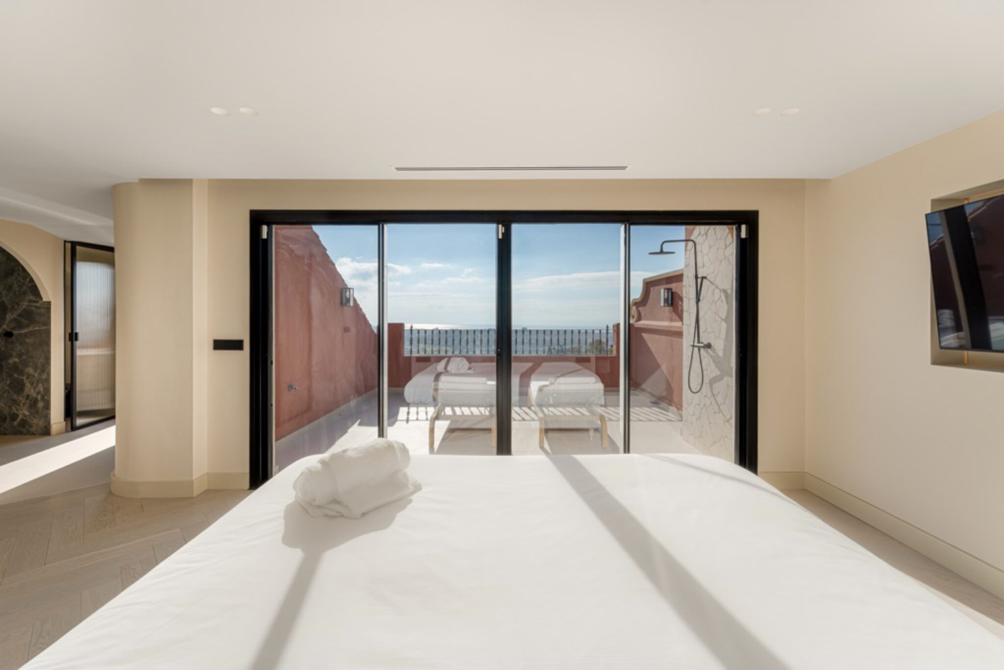 Penthouse Halcon 2-3