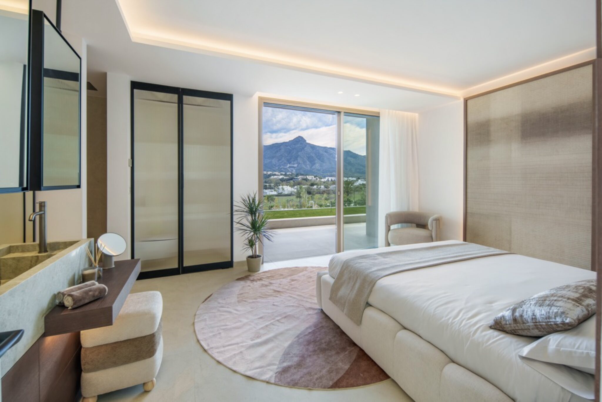 SV Alcala 70 Large-66