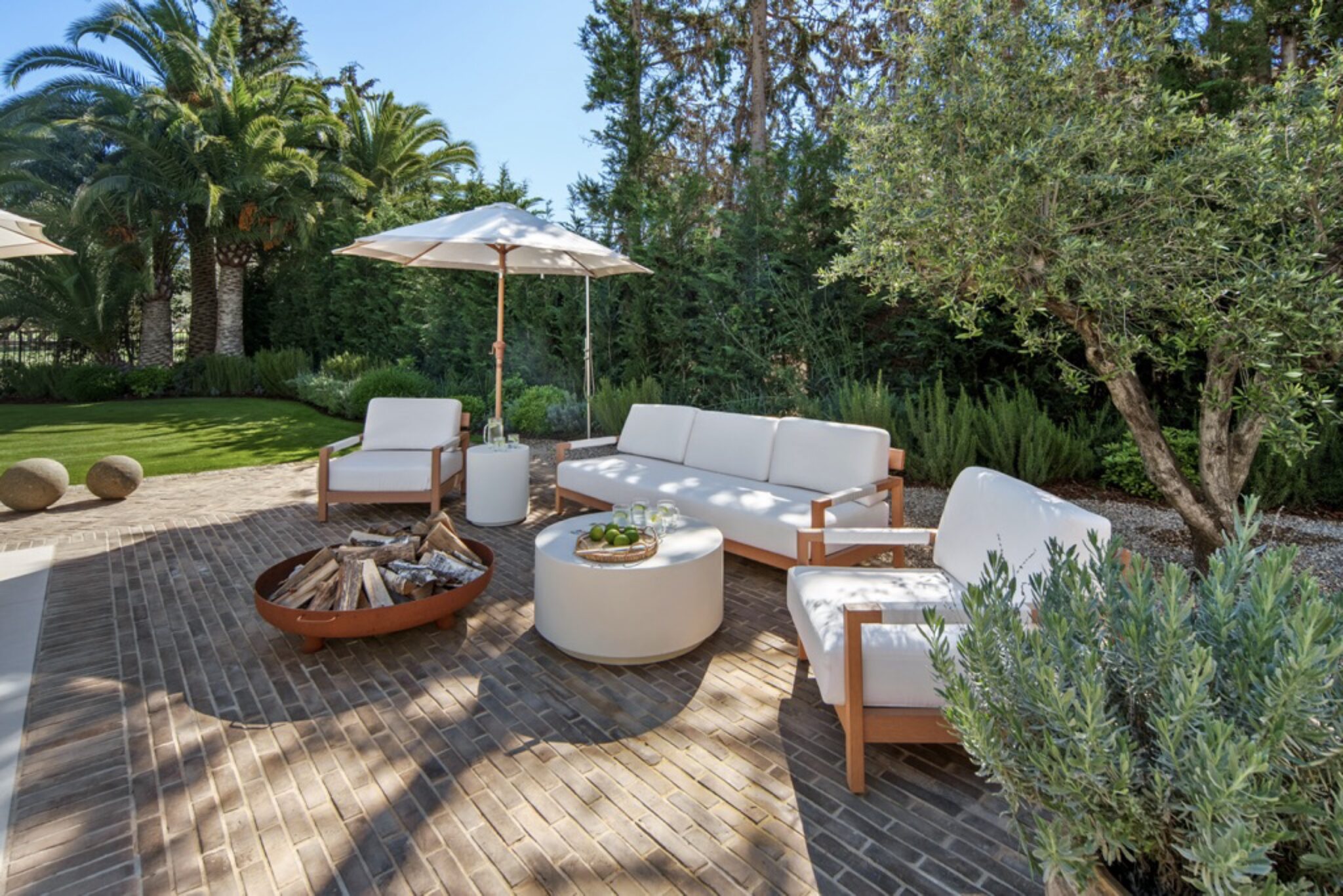 SV Villa Siena Large-23