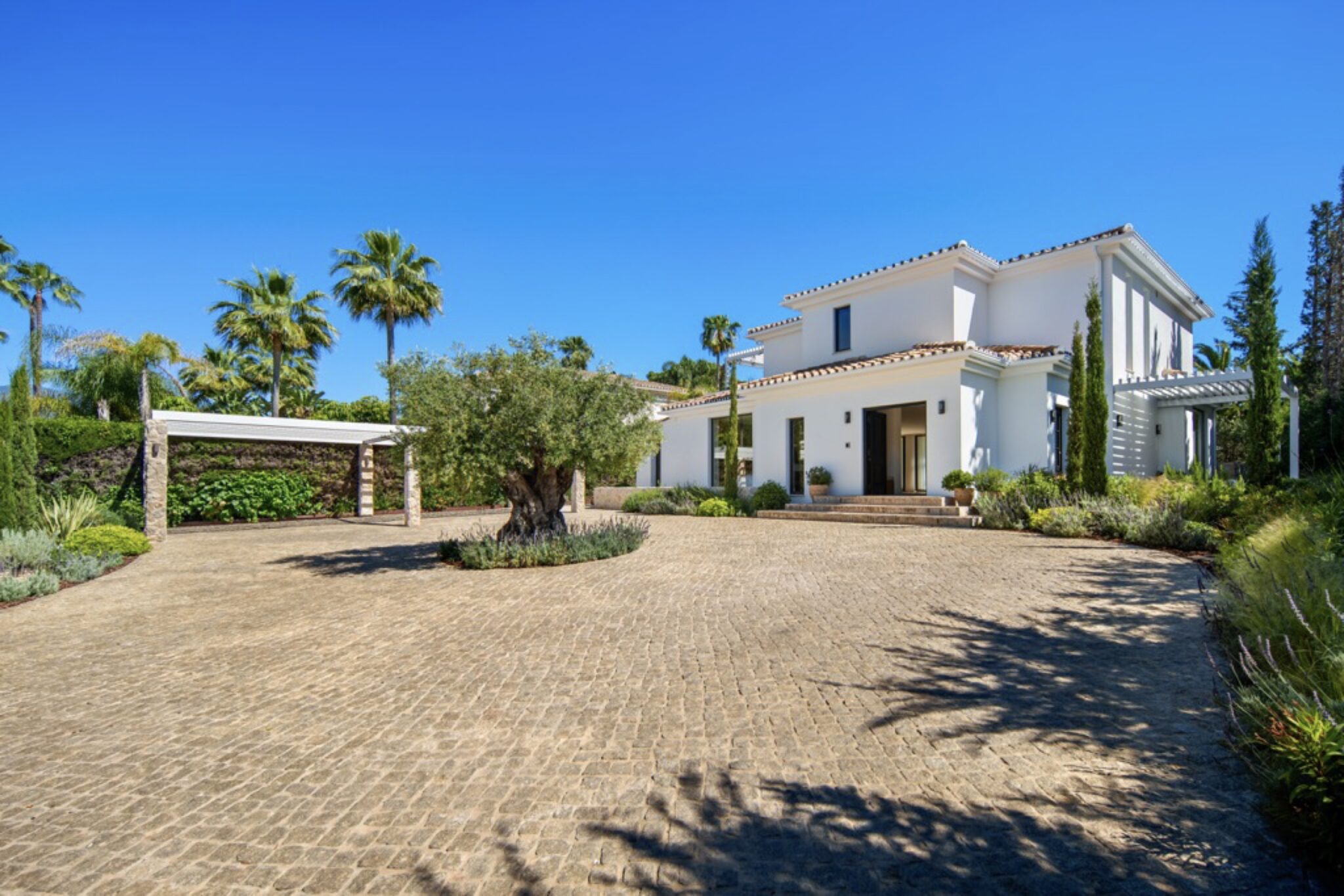 SV Villa Siena Large-47