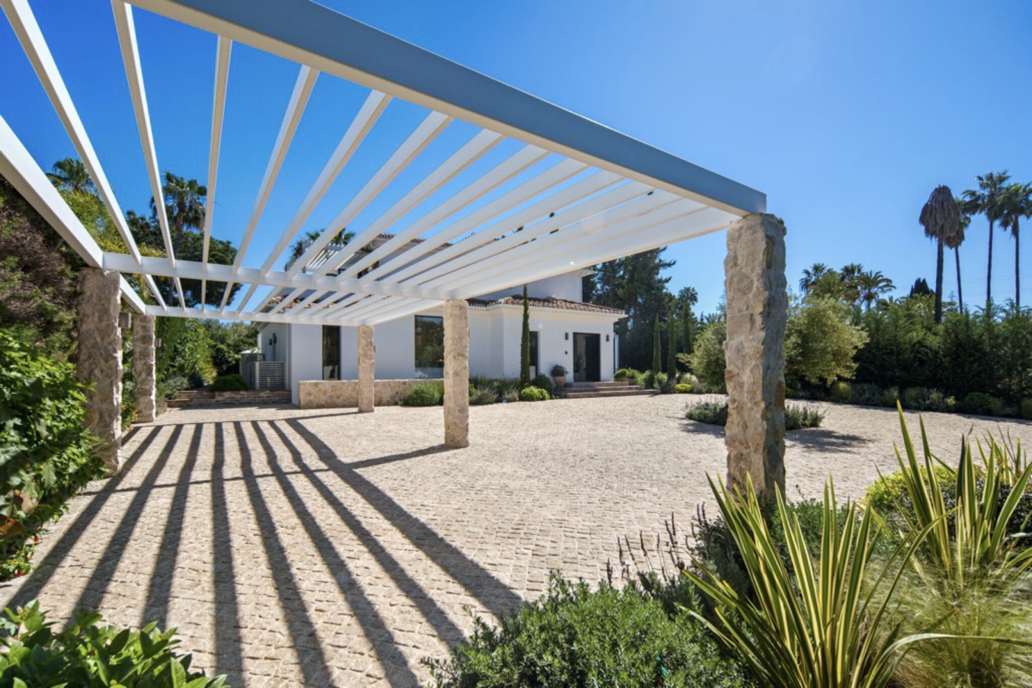 SV Villa Siena Large-48