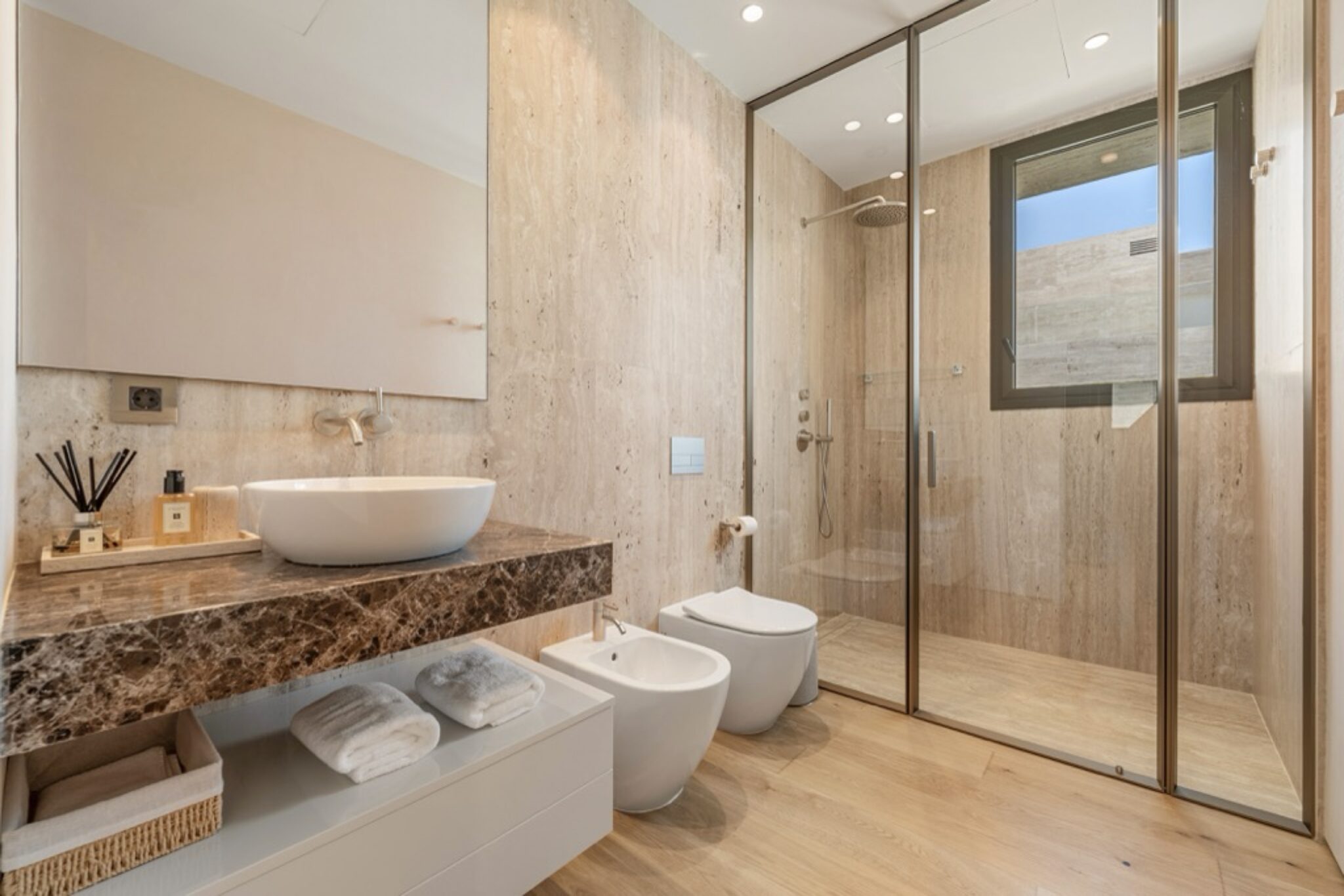 SkyVilla-2