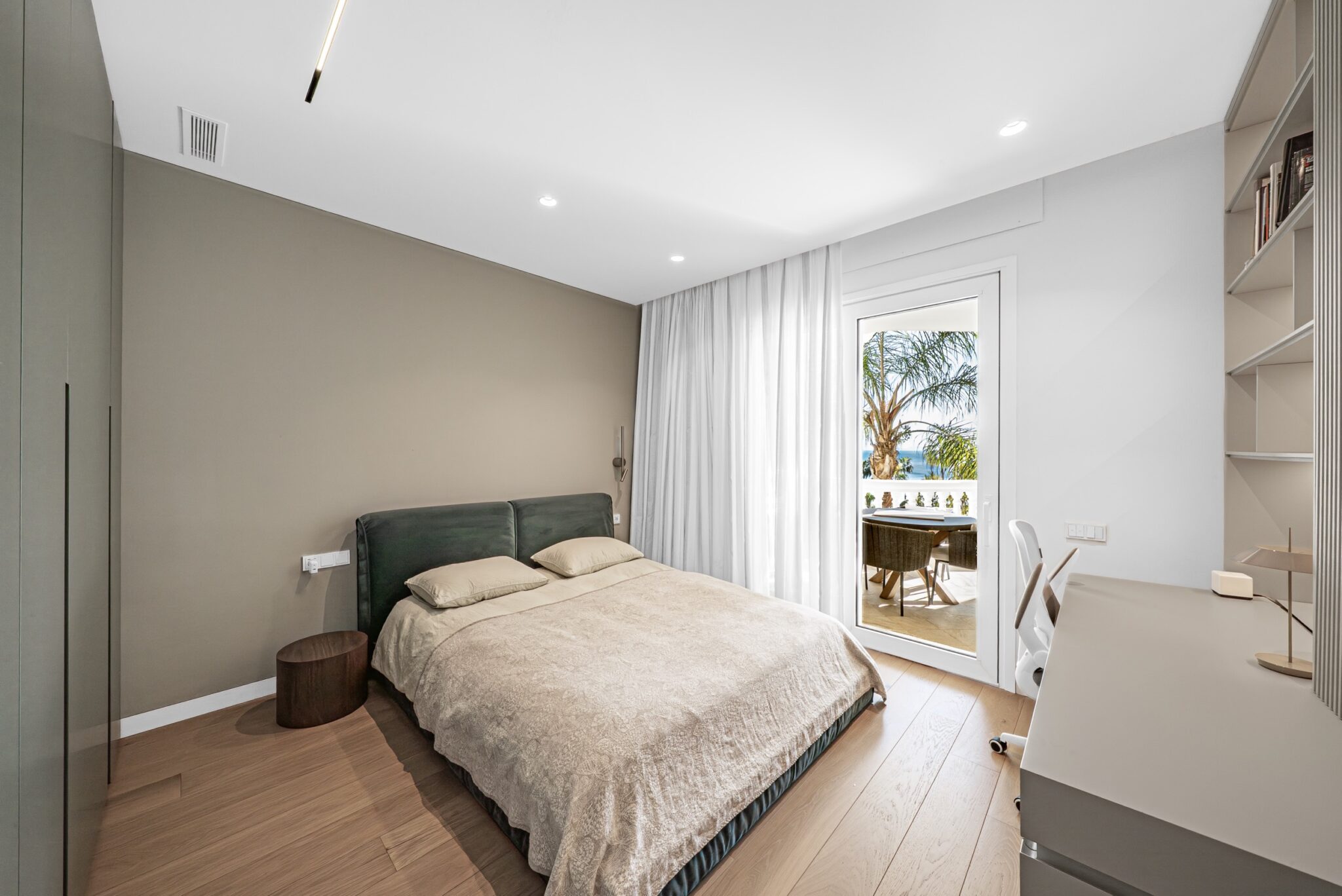 guest bed