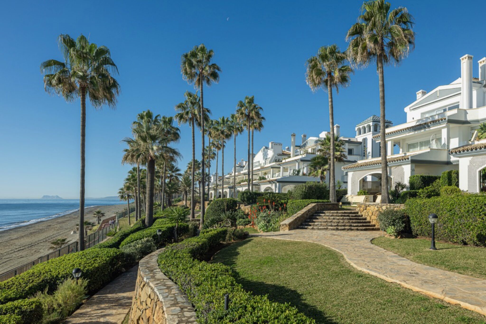 21 Dominion Beach 74