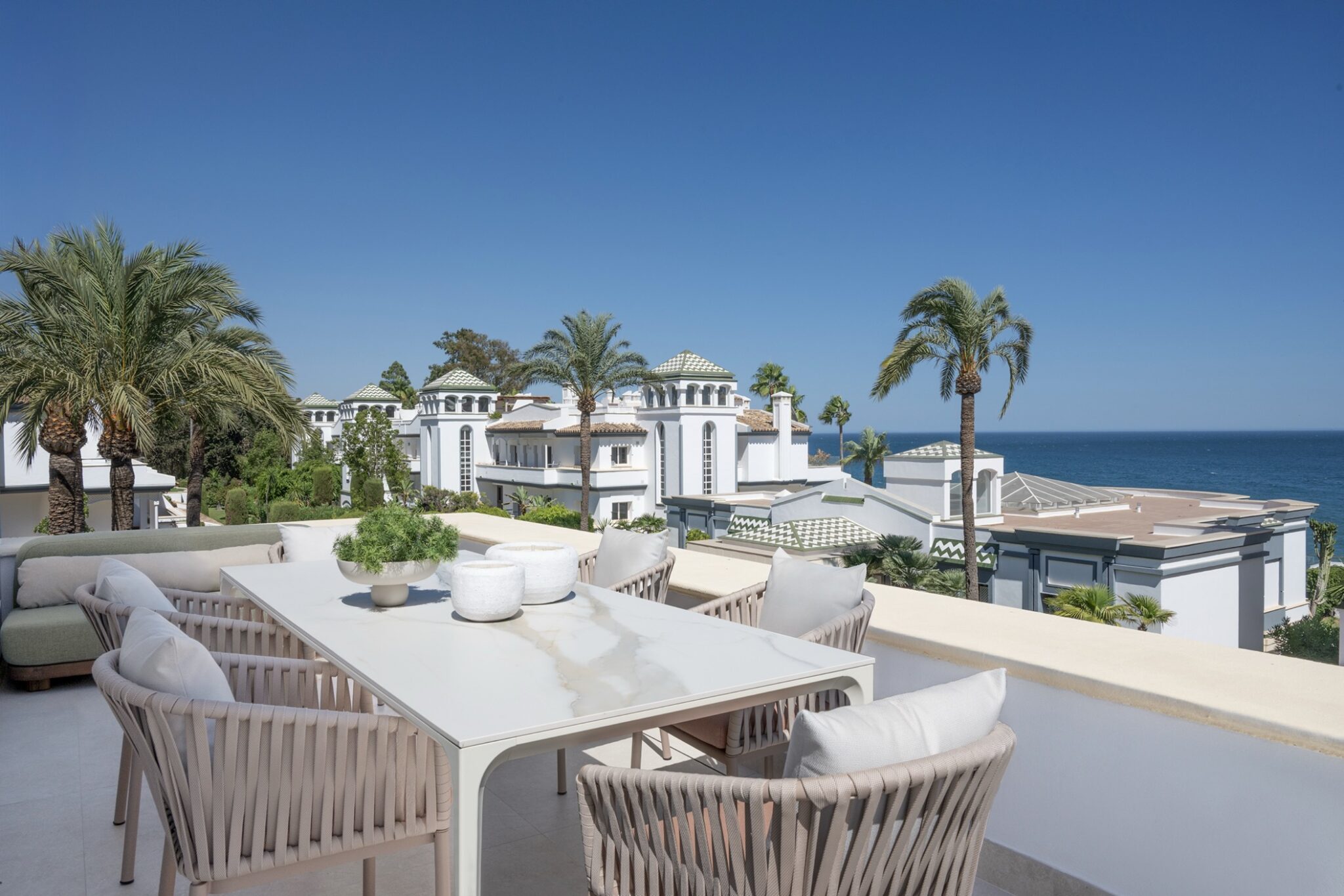 Phoenix Costa, Dominion  Beach , Luxury Apartment , Estepona, Malaga, Spain
