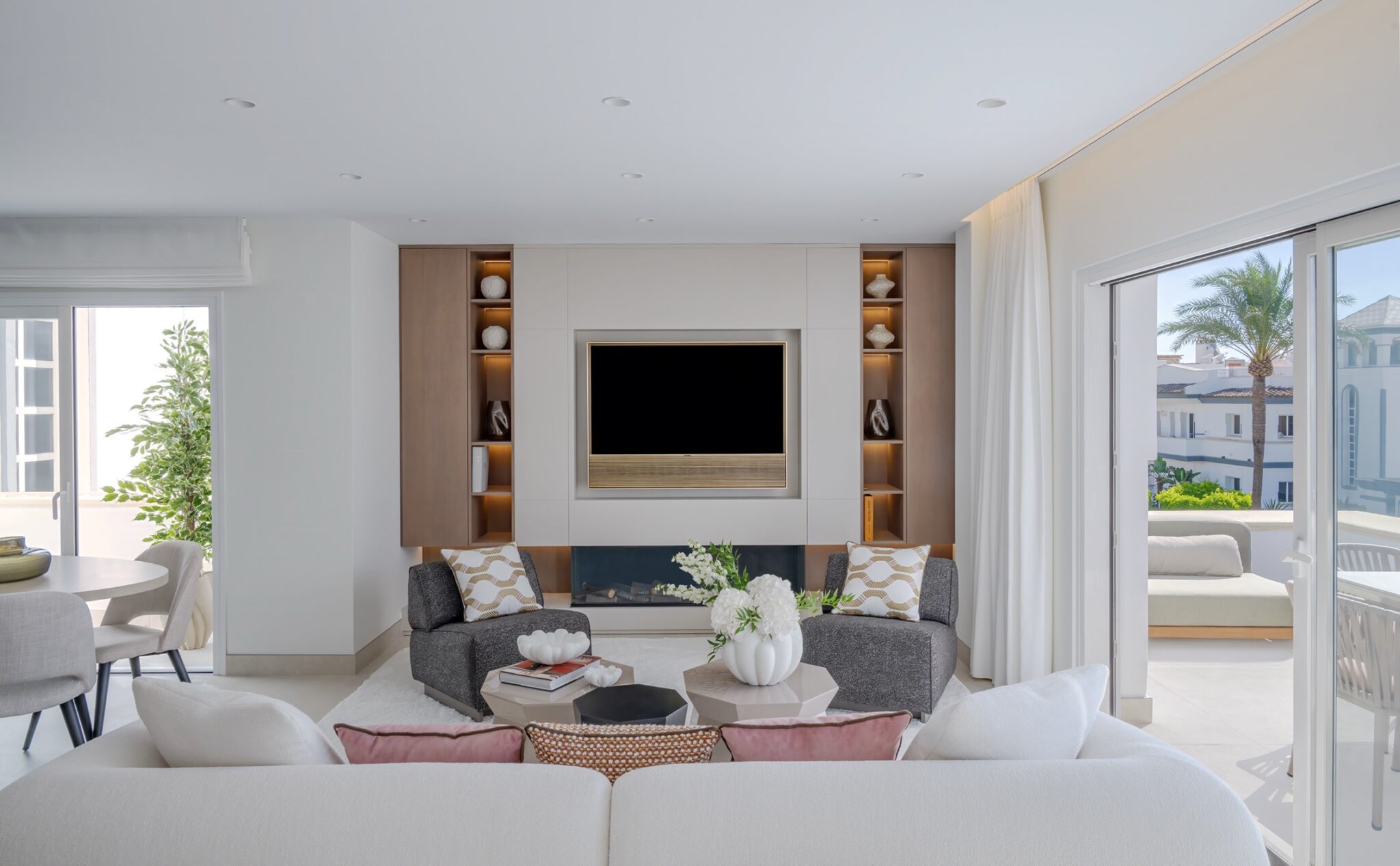 Phoenix Costa, Dominion  Beach , Luxury Apartment , Estepona, Malaga, Spain